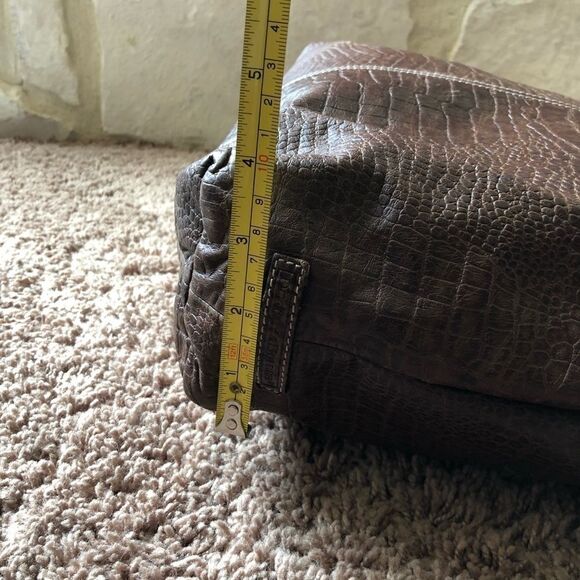 Dooney & Bourke brown embrossed shoulder b… - Picture 16 of 16